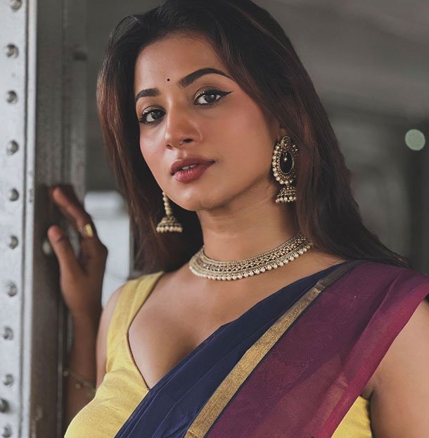 female Call Girls in Cuttack